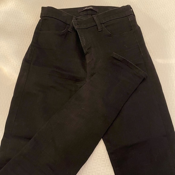 Variety of designer jeans barely worn - citizen, j brand, Paige, etc - Picture 7 of 16